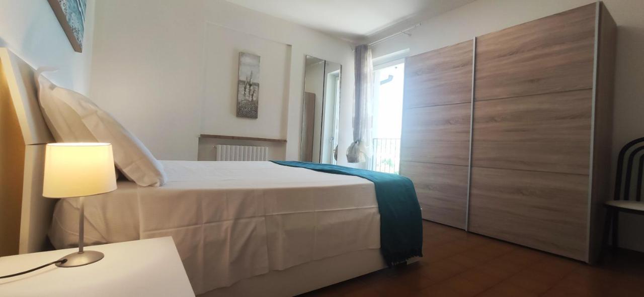Sara Holiday Rentals Bardolino Kültér fotó